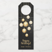 Gold Baubles kerstboomversieringen op zwart Flessenhanger (Voorkant)
