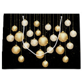 Gold Baubles kerstboomversieringen op zwart Groot Cadeauzakje (Voorkant)