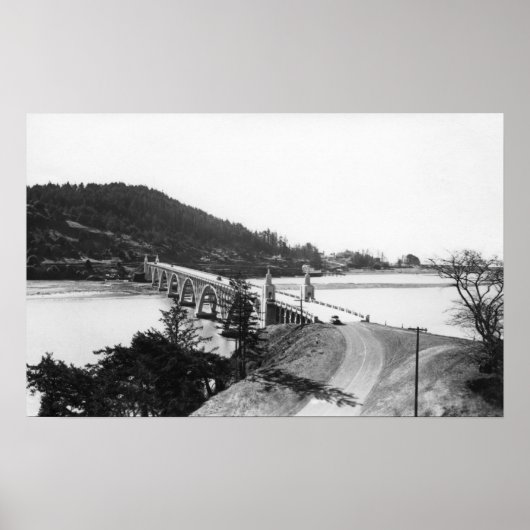 Gold Beach, Oregon Bridge over de rivier de Rogue Poster (Voorkant)