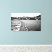 Gold Beach, Oregon Docks en Bridge over Rogue Canvas Afdruk (Insitu (Houten vloer))