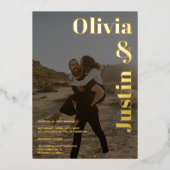 Gold black bold 2 foto's bruiloft folie uitnodiging (Voorkant)