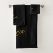 Gold black signature script name gepersonaliseerd bad handdoek (Insitu)