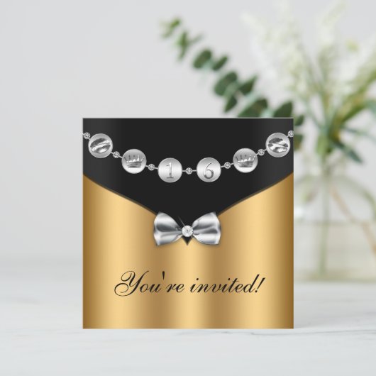 Gold Black Silver Bowed Charm Sweet Sixteen Invite Kaart (Staand voorkant)