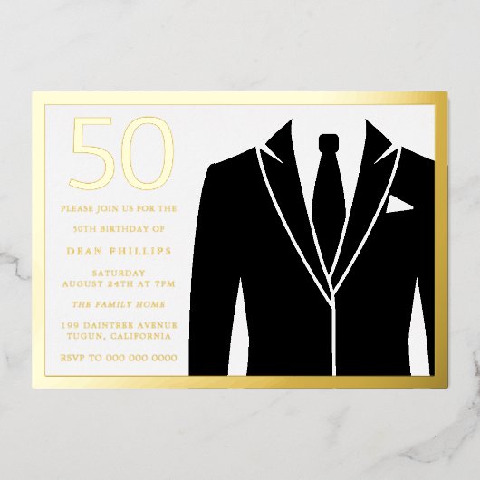 Gold & Black Suit & Stropdas 50th Birthday Party G Folie Uitnodiging (Voorkant)