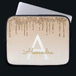 Gold Bling | Luxe Sparkly Glitter Monogram Laptop Sleeve<br><div class="desc">Gold Bling Ombre Sparkle en Faux Dripping Glitter Girly Modern Monogram Voornaam en Initiaal Laptop Hoesje. Neem contact op met de ontwerper voor overeenkomende objecten</div>