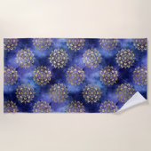 Gold & Blue Galaxy Dharma Mandala Pattern Strandlaken (Voorkant)