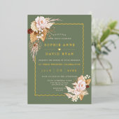 Gold Blush Flowers Sage Green Pampas Grass Wedding Folie Uitnodiging (Staand Voorkant)