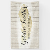 Gold Bohemian Feather op Rustige houten planken Spandoek (Verticaal)