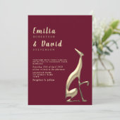 Gold & Bourgogne Modern Huwelijksuitnodiging Kaart (Staand voorkant)