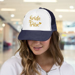 Gold Bride Tribe Heart Bachelorette Trucker Pet<br><div class="desc">Met trendy gouden scripttekst en een schattig gouden hart. Ontworpen door: Thisnotme©</div>