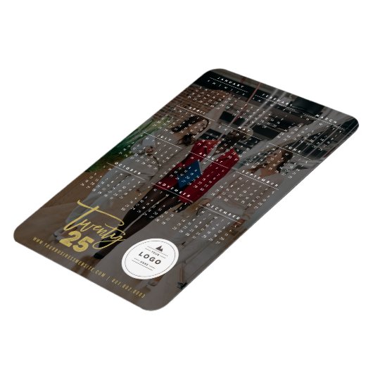 Gold Brush Script 2025 Kalender Foto Nieuwjaar Magneet (Linkerzijde)