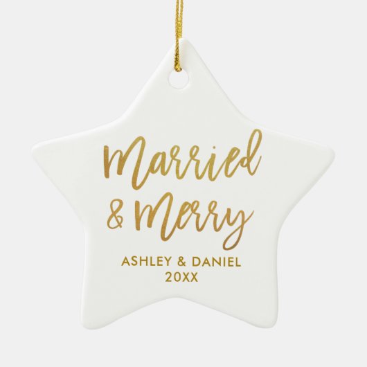 Gold Brush Script-married & Merry Wedding Star Keramisch Ornament (Voorkant)