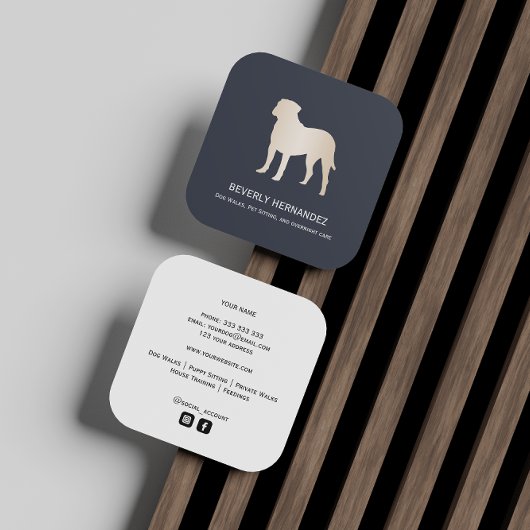 Gold Bullmastiff Dog Walker Trainer Puppy zittend Vierkante Visitekaartje