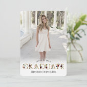 Gold Burgundy Blush Floral Letter Afstuderen Foto Kaart (Staand voorkant)