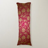 Gold & Burgundy Red Floral Damascus Pattern Lichaamskussen (Voorkant Verticaal)