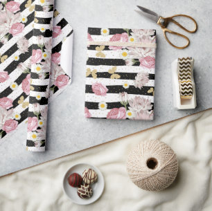 Gold Butterflies Rozen Daisies Floral Pattern Gift Cadeaupapier