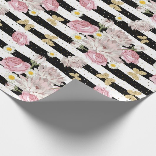Gold Butterflies Rozen Daisies Floral Pattern Gift Cadeaupapier (Hoek)