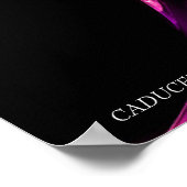 GOLD CADUCEUS EN 7 CHAKRAS IN PINK FRACTAL ROOS POSTER (Hoek)