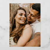 Gold Calligraphy & Heart Arrow Rehearsal Dinner Folie Uitnodiging (Achterkant)