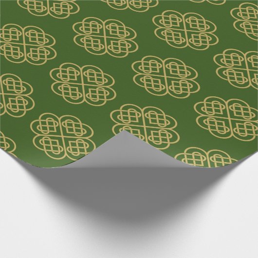 Gold Celtic Shamrock Pattern Cadeaupapier (Hoek)