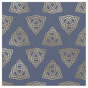 Gold Celtic Trinity Knoopt op Navy Blue Stof