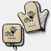 Gold Chevron Mr. & Mrs. Hearts Monogram Ovenwant & Pannenlap Set (Voorkant / Achterkant)
