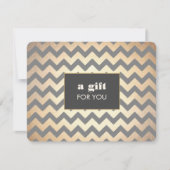 Gold Chevron Pattern Salon & Spa Gift Certificate (Voorkant)