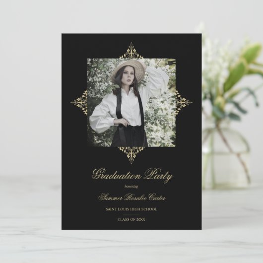 Gold Chic Lace Romantic Photo Graduation Party Kaart (Staand voorkant)