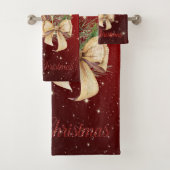 Gold Christmas Ball, Wine Glass, Reindeer Bad Handdoek (Insitu)