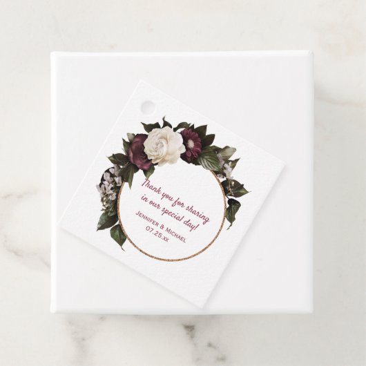 Gold Circle Bourgondië en Blush Pink Bloemen Krans Bedankjes Labels (In situ)