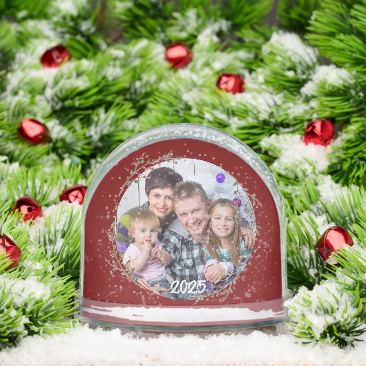 Gold Circle & Warm Red Family Photo Christmas Card Sneeuwbol (Kerstmis)
