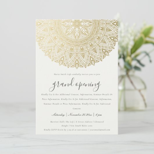 Gold Classy  Mandala Grand Opening Invite Bedankkaart (Staand voorkant)
