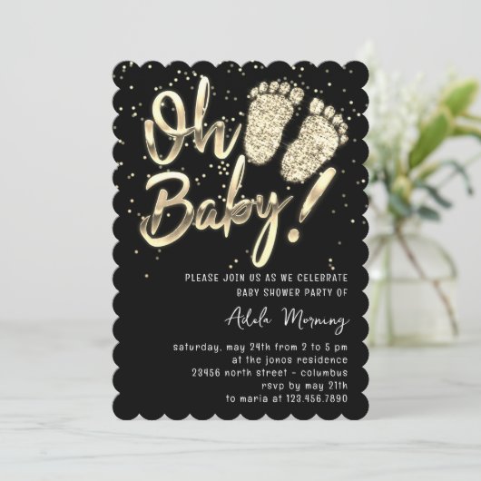 Gold Confetti Feet Baby shower Script Black White Kaart (Staand voorkant)