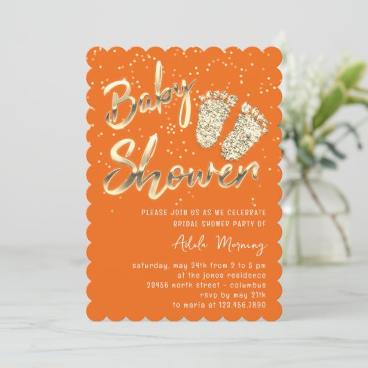 Gold Confetti Feet Baby shower Script Sinaasappel Kaart (Staand voorkant)