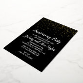 Gold Confetti op Black Jubileum Party Gold Folie Uitnodiging (Gedraaid)