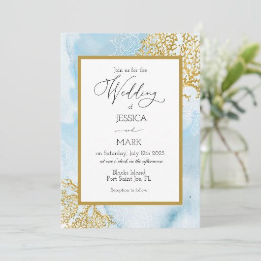 Gold Coral Waterverf Nautical Wedding Invitation Kaart (Staand voorkant)