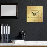 Gold Custom Square Logo Business Company Kantoor Vierkante Klok<br><div class="desc">Upgrade uw kantoor met deze gouden gradiënt aangepaste logo wandklok, ideaal voor zakelijk, professioneel of marketinggebruik. Voeg hier uw vierkante logo toe aan creëer met een strak, modern en minimaal ontwerp. Ideaal voor elk bedrijf, deze gepersonaliseerde wandklok met logo maakt een opvallend stuk voor adverteren or branding. Ontwerp er vandaag...</div>