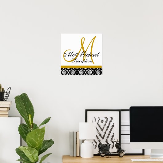 Gold Damask Monogram Weddenschappen Reception Poster (Thuiskantoor)
