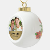 Gold Damask Mr. & Mr. Gay kerstfoto Keramische Bal Ornament (Rechts)