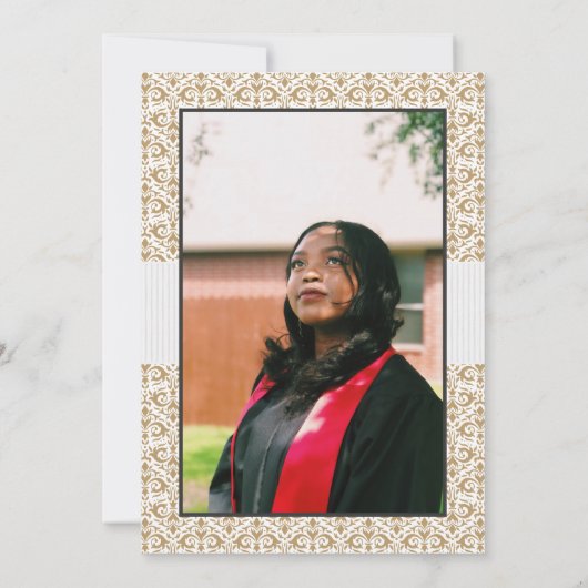 Gold Damask Pattern Foto Afstuderen Invitation Kaart (Achterkant)