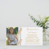 Gold Damask Pearls First Communifoto Uitnodiging (Staand voorkant)