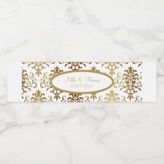 Gold Damask White Script Wedding Elegant Waterfles Etiket (Enkel label)