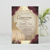 Gold Dress Burgundy Rozen Confetti Quinceañera Kaart (Staand voorkant)