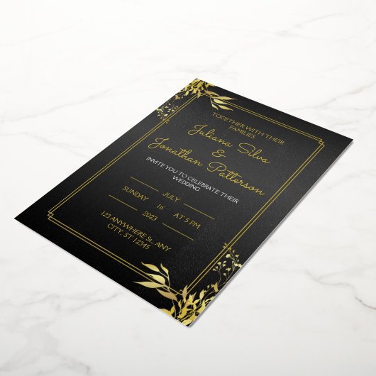 Gold en Black Elegant Wedding Invitation Portret Folie Uitnodiging (Gedraaid)