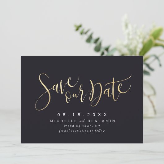 Gold en Black Modern Simple Script Save the Date (Staand voorkant)