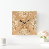 Gold en Ecru Happy 50th Wedding Jubileum Clock Vierkante Klok (Huis)