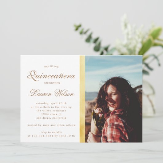 Gold en glitter Quinceanera Fotouitnodiging Kaart (Staand voorkant)