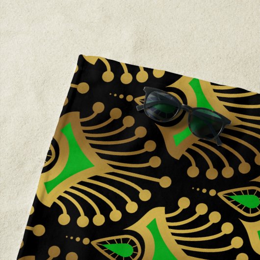 Gold en green Art Deco-patroon op zwart Strandlaken (In situ)