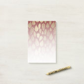 Gold- en Red Leaf-patroon Post-it® Notes (Op bureau)