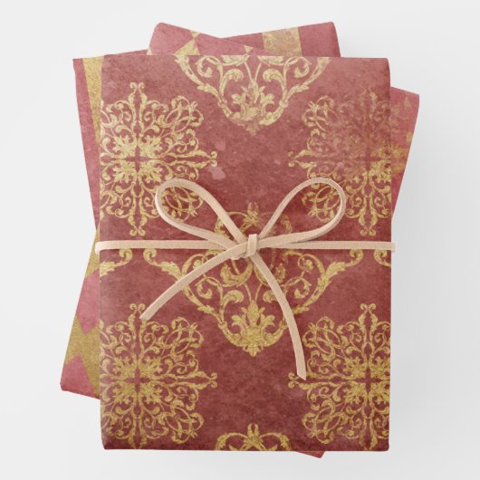  Gold- en Red Wrapping Paper Set (3) (In situ)